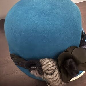 Vintage Lady’s 100% Wool Cloche Hat